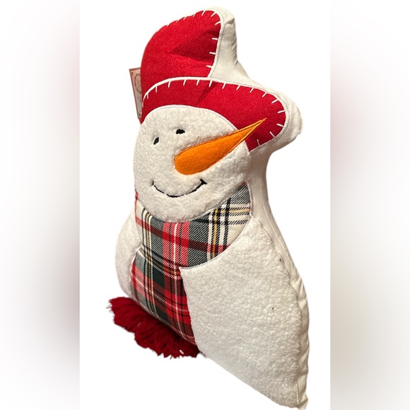 NWT Warm Wishes Snowman Holiday Winter
Decorative Throw Pillow. - Picture 2 of 6